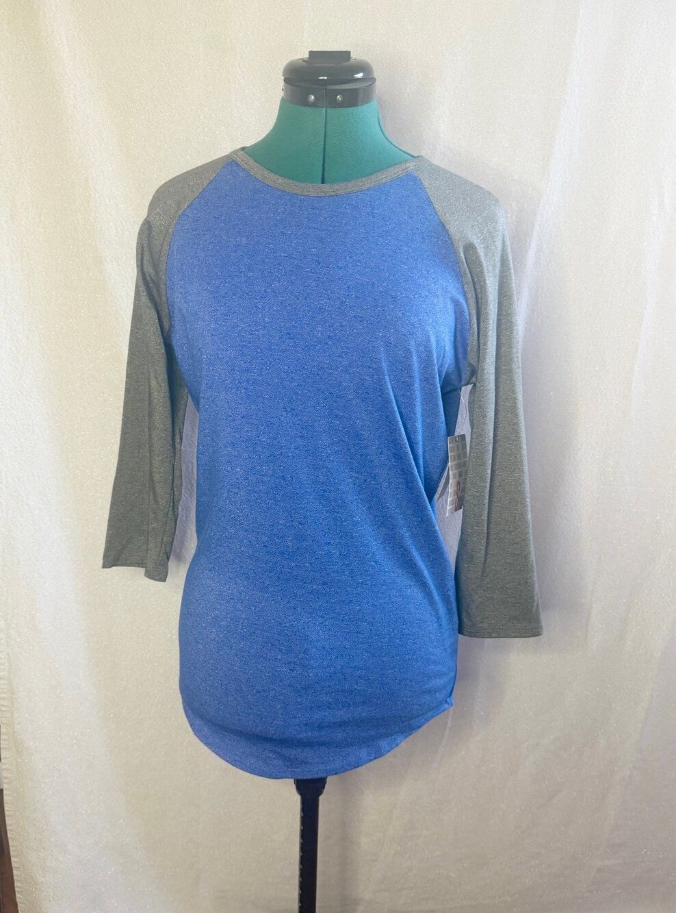 NWT Lularoe Randy top size small. Brand new with tags.